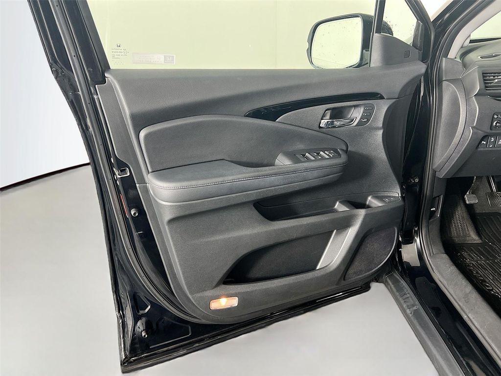 used 2019 Honda Pilot car, priced at $21,000