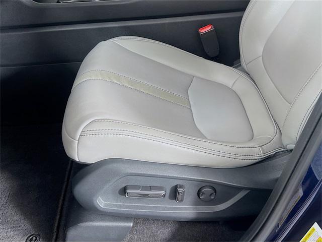 used 2023 Honda Pilot car, priced at $42,999