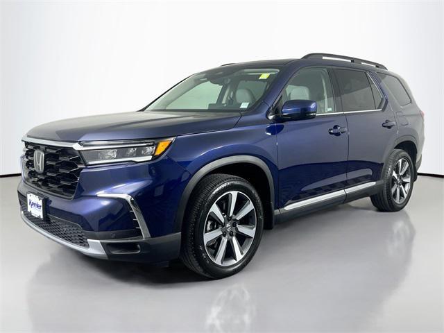 used 2023 Honda Pilot car, priced at $42,999