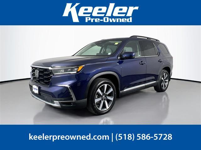 used 2023 Honda Pilot car, priced at $42,999