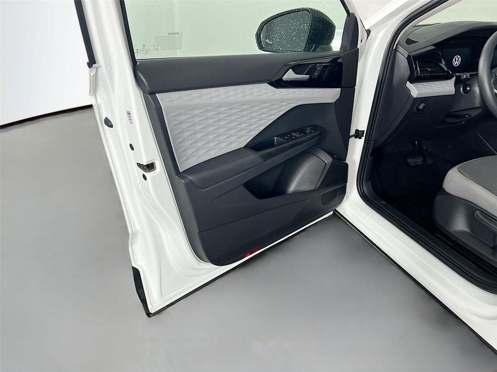 used 2022 Volkswagen Taos car, priced at $21,000