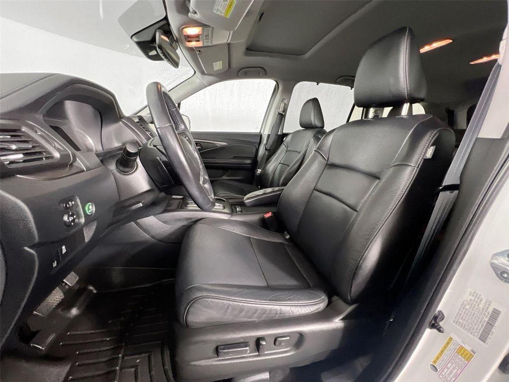 used 2021 Honda Pilot car, priced at $26,650