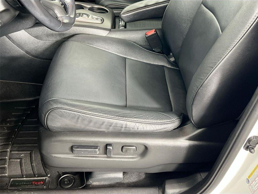 used 2021 Honda Pilot car, priced at $26,650