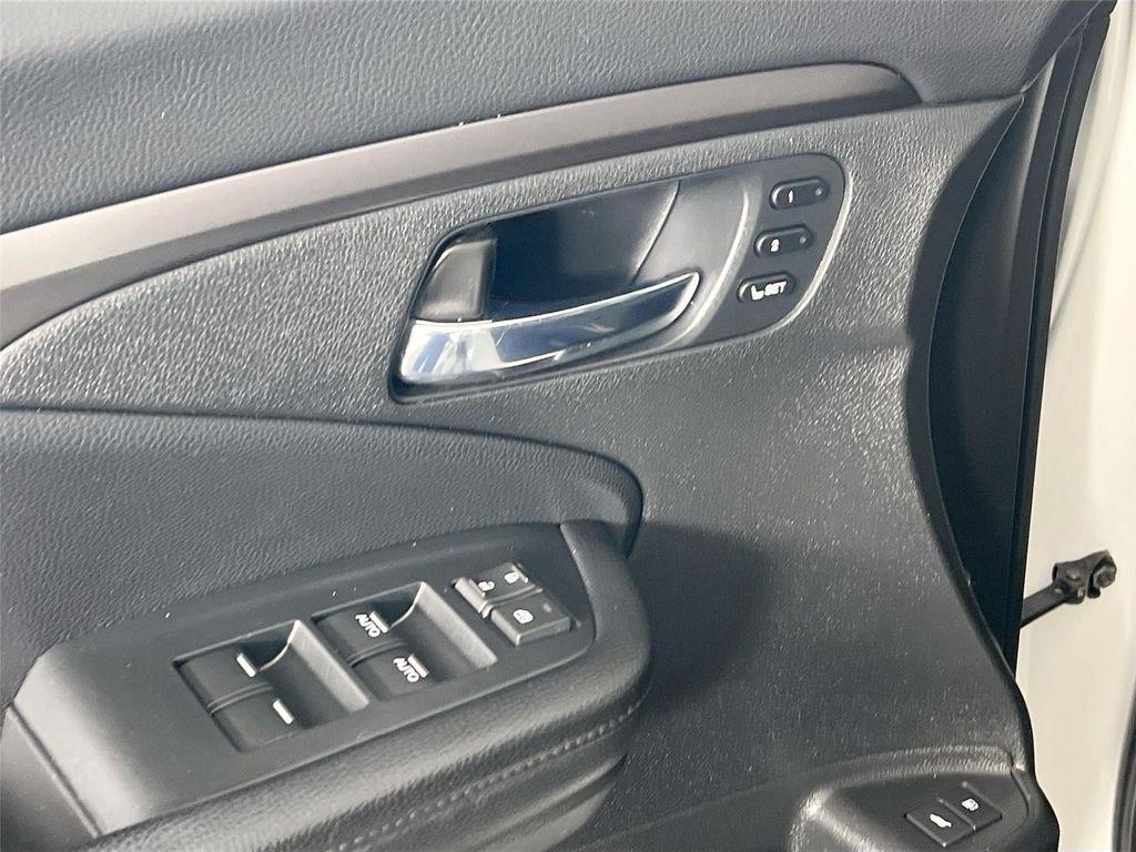 used 2021 Honda Pilot car, priced at $26,650