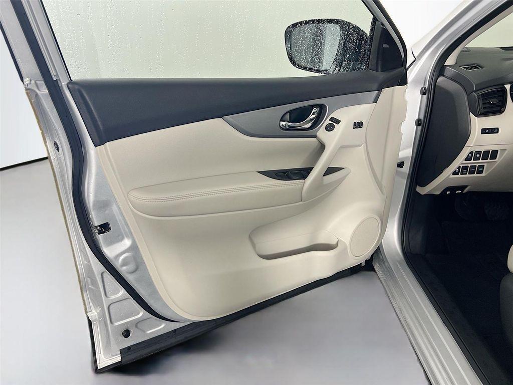 used 2020 Nissan Rogue Sport car, priced at $19,895