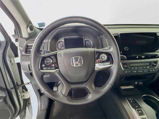 used 2022 Honda Pilot car, priced at $33,000