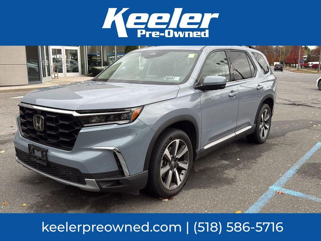 used 2024 Honda Pilot car, priced at $41,000