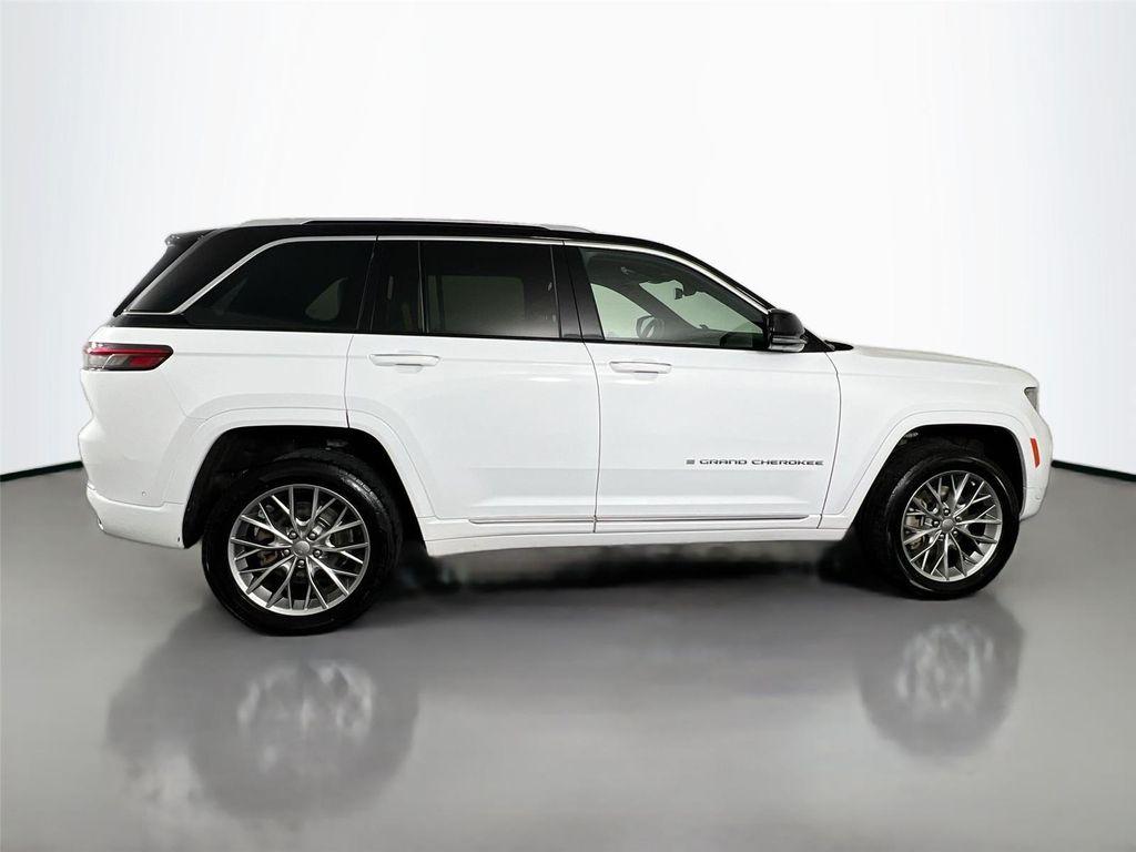 used 2022 Jeep Grand Cherokee car, priced at $38,844