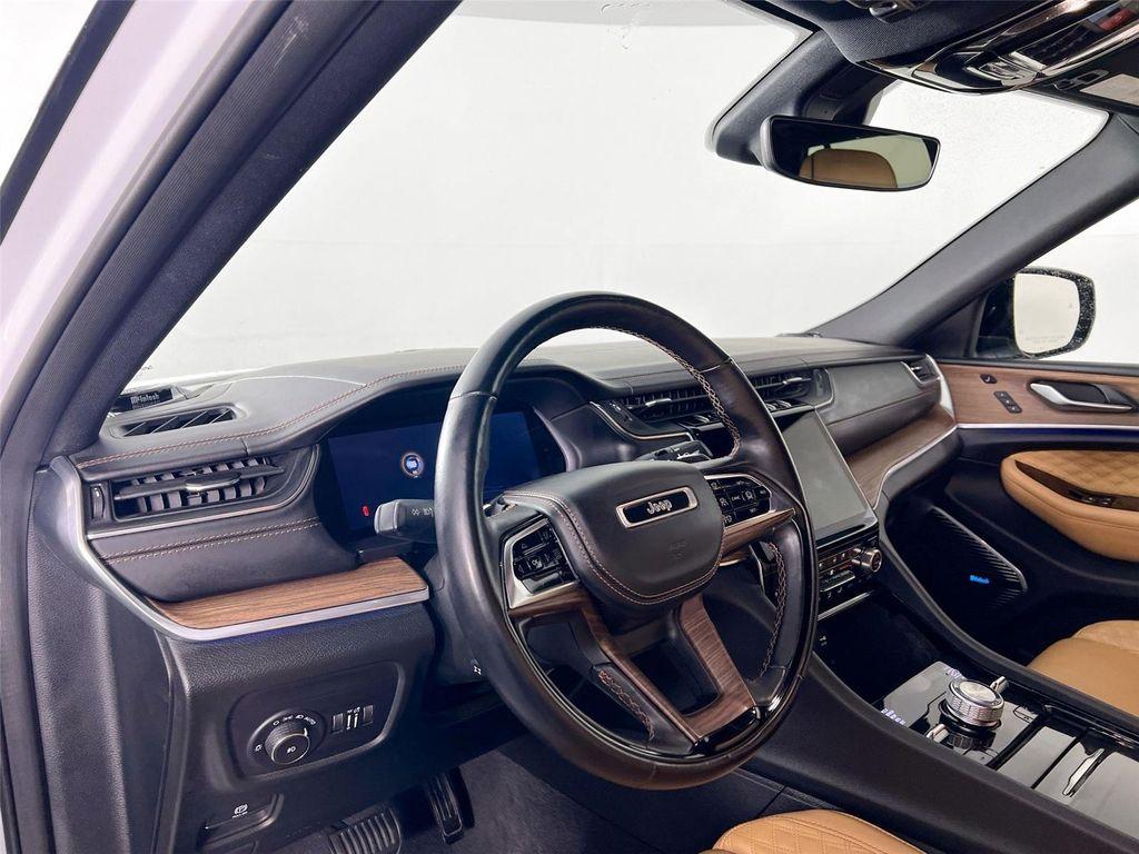 used 2022 Jeep Grand Cherokee car, priced at $38,844