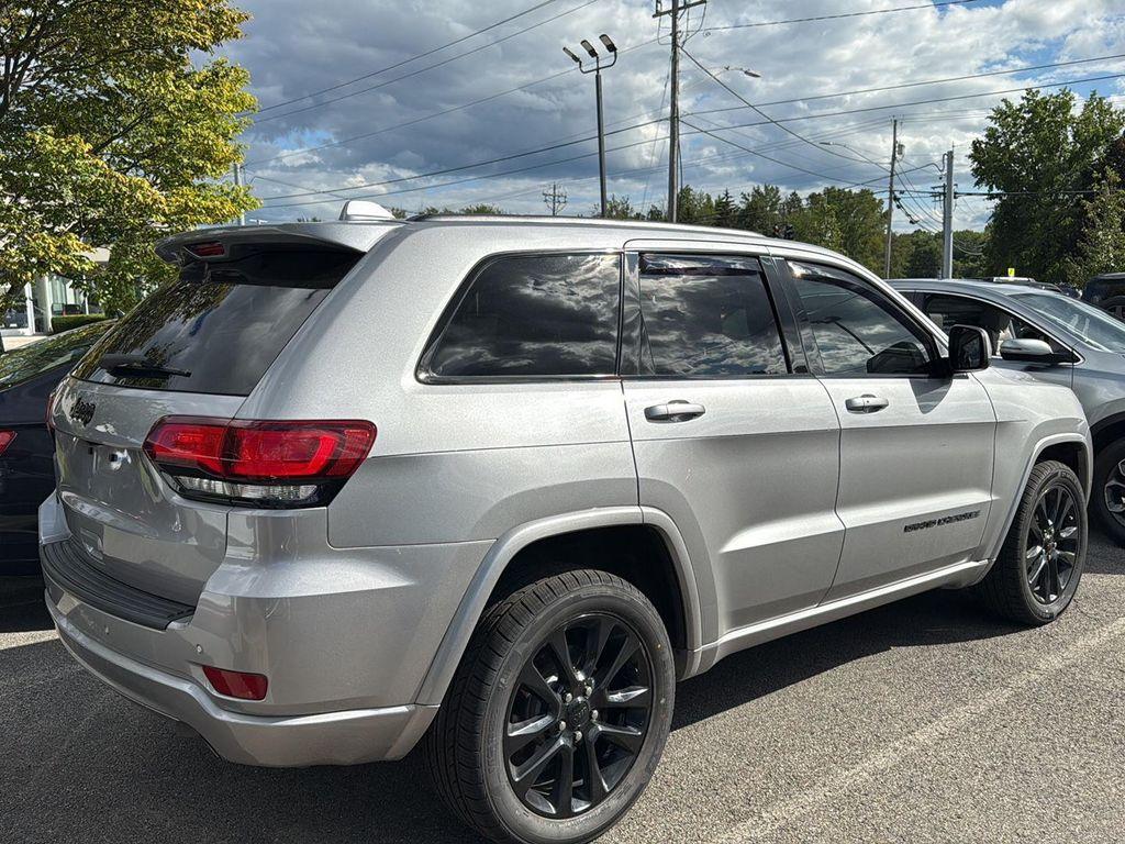 used 2018 Jeep Grand Cherokee car, priced at $17,850