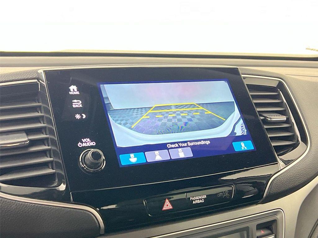 used 2022 Honda Pilot car, priced at $31,000