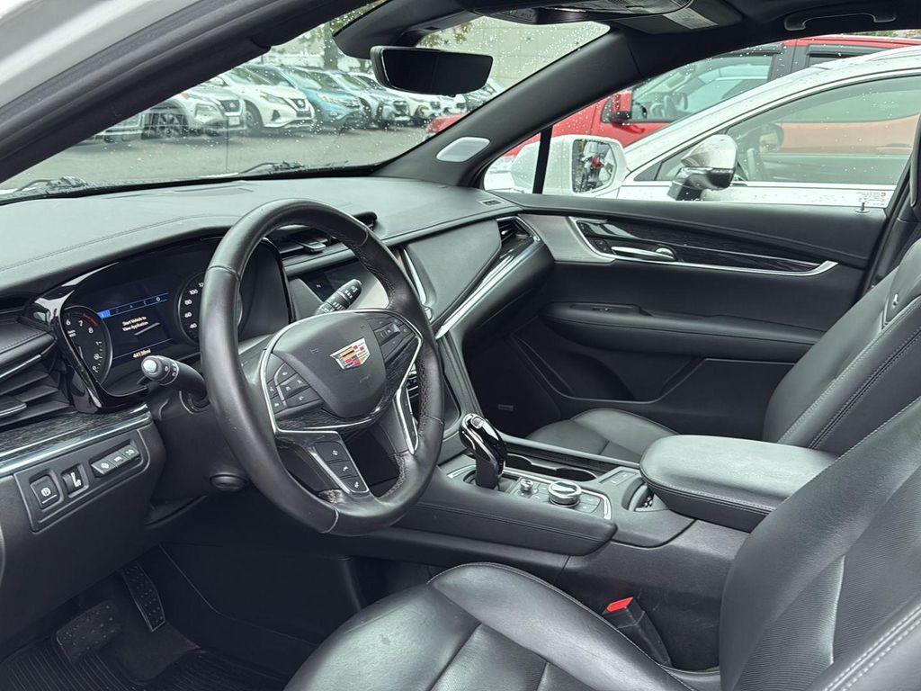 used 2020 Cadillac XT5 car, priced at $27,000