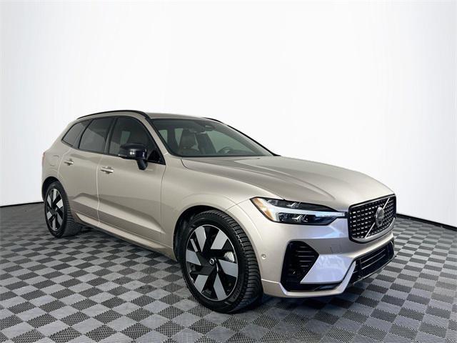 used 2023 Volvo XC60 Recharge Plug-In Hybrid car, priced at $48,000