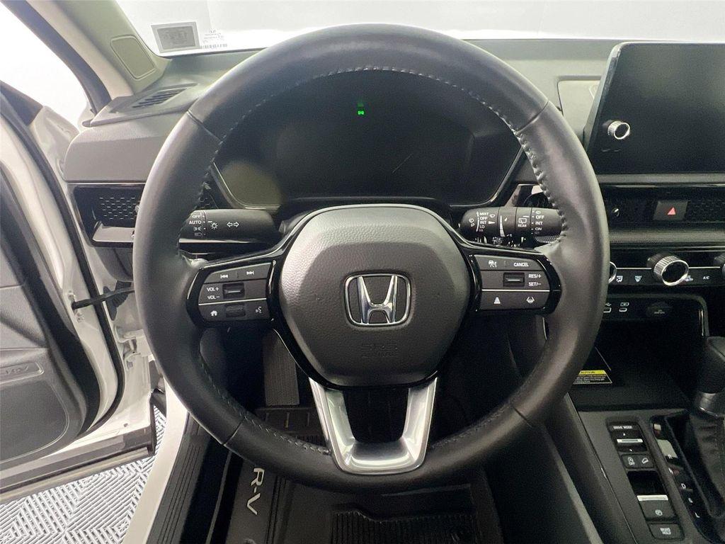 used 2024 Honda CR-V car, priced at $33,000