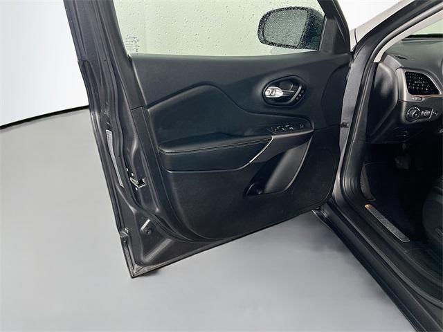 used 2021 Jeep Cherokee car, priced at $23,500