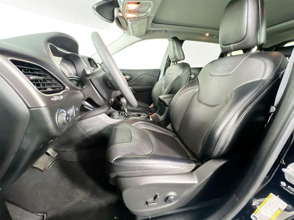 used 2022 Jeep Cherokee car, priced at $26,350