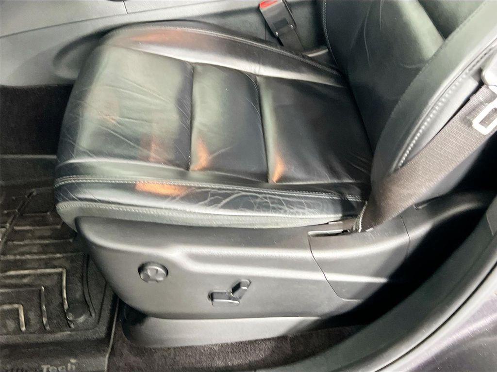 used 2018 Jeep Grand Cherokee car, priced at $18,500