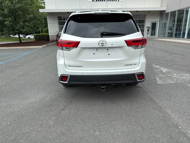 used 2019 Toyota Highlander car, priced at $31,000