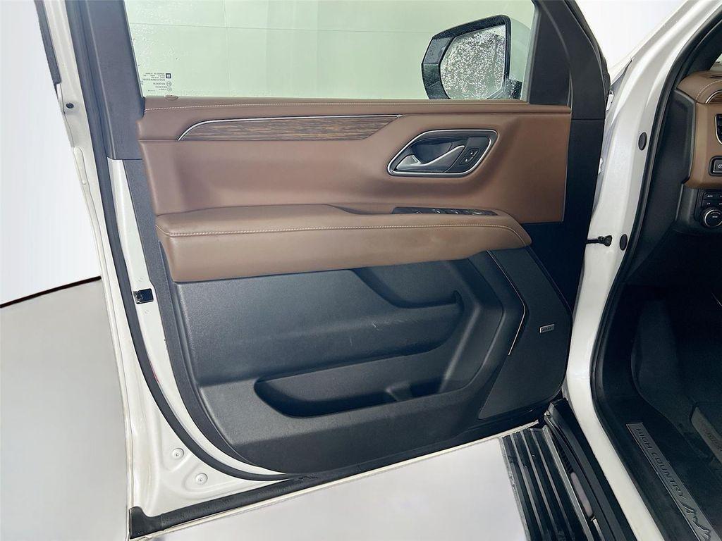 used 2024 Chevrolet Suburban car, priced at $68,000