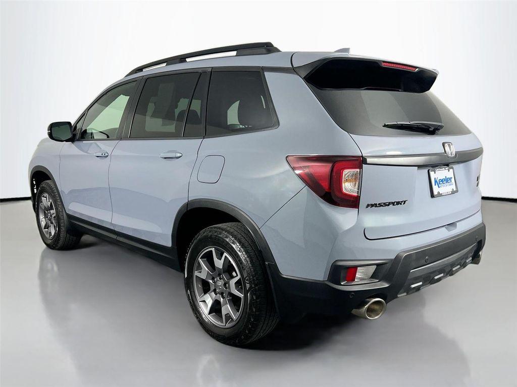 used 2022 Honda Passport car, priced at $33,500
