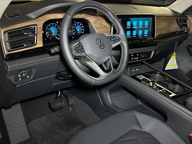 new 2025 Volkswagen Atlas car, priced at $42,792