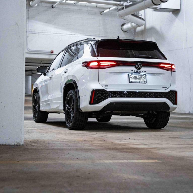 new 2025 Volkswagen Tiguan car, priced at $37,836