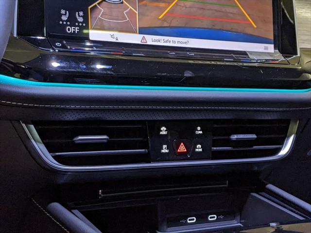 new 2025 Volkswagen Atlas car, priced at $49,151