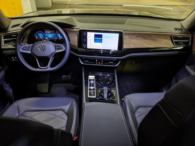new 2025 Volkswagen Atlas car, priced at $43,587