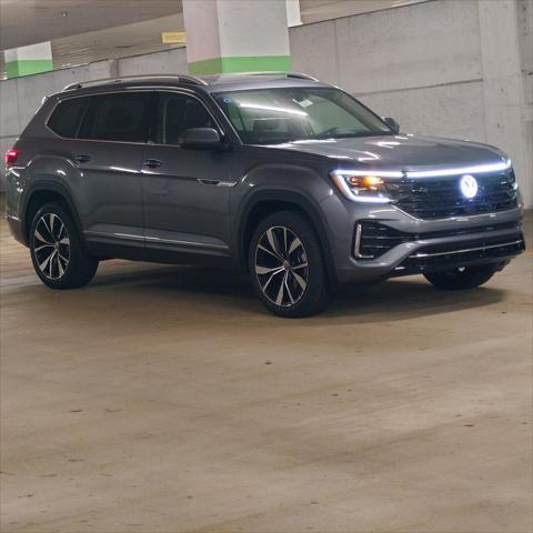 new 2025 Volkswagen Atlas car, priced at $52,661