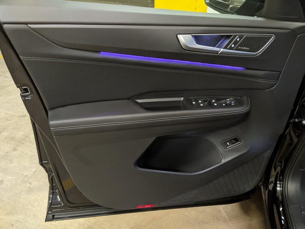 new 2026 Volkswagen Atlas Cross Sport car, priced at $53,293