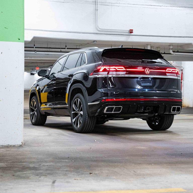 new 2026 Volkswagen Atlas Cross Sport car, priced at $53,293