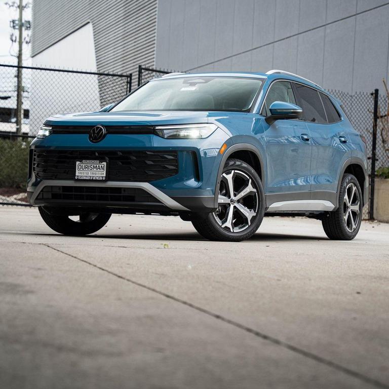 new 2025 Volkswagen Tiguan car, priced at $35,731