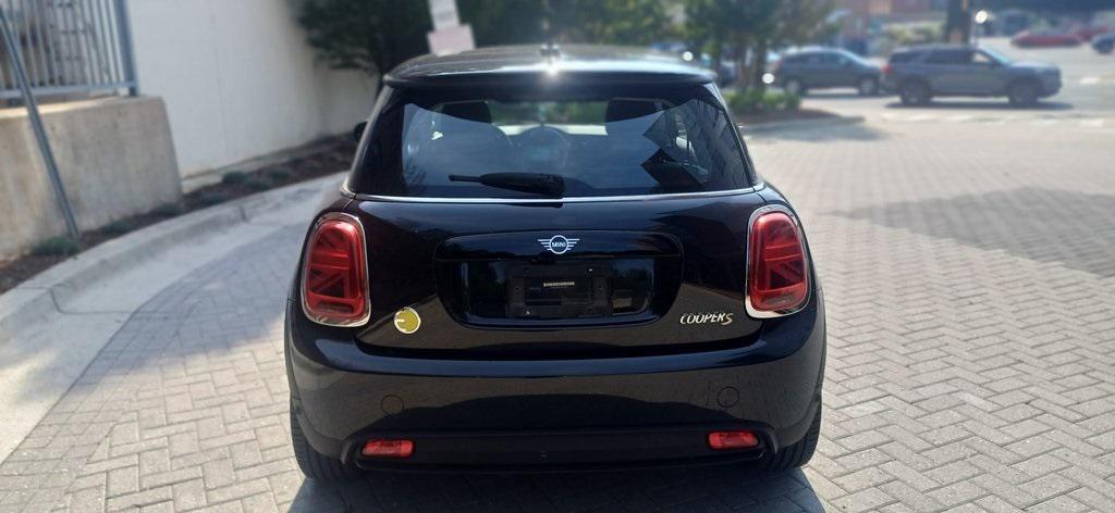 used 2023 MINI Hardtop car, priced at $22,500