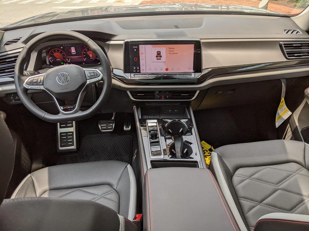 new 2025 Volkswagen Atlas car, priced at $41,796