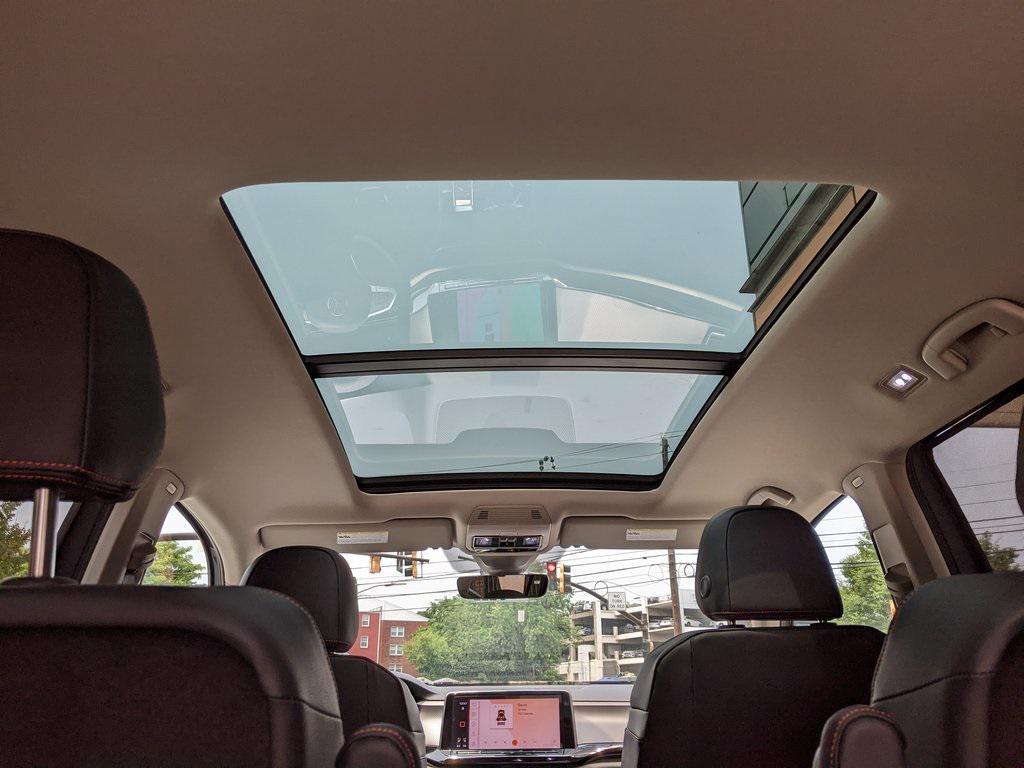 new 2025 Volkswagen Atlas car, priced at $41,796