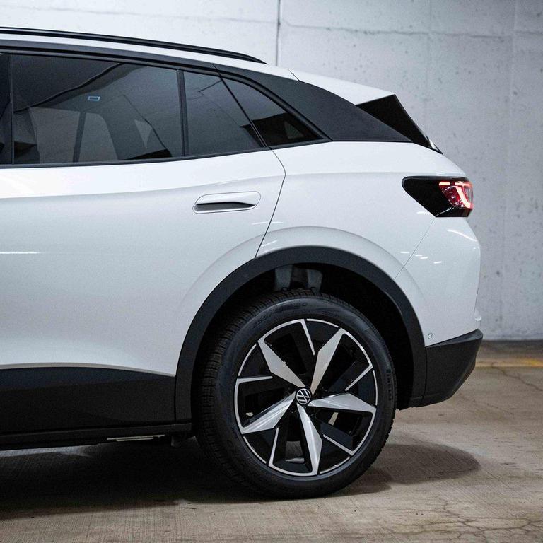 new 2025 Volkswagen ID.4 car, priced at $51,726