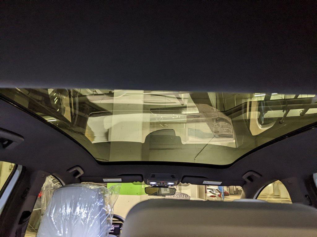 new 2025 Volkswagen ID.4 car, priced at $51,726