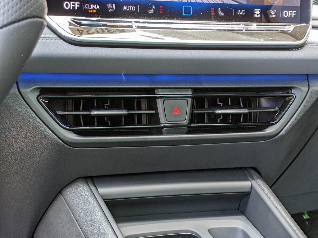 new 2025 Volkswagen Tiguan car, priced at $36,986