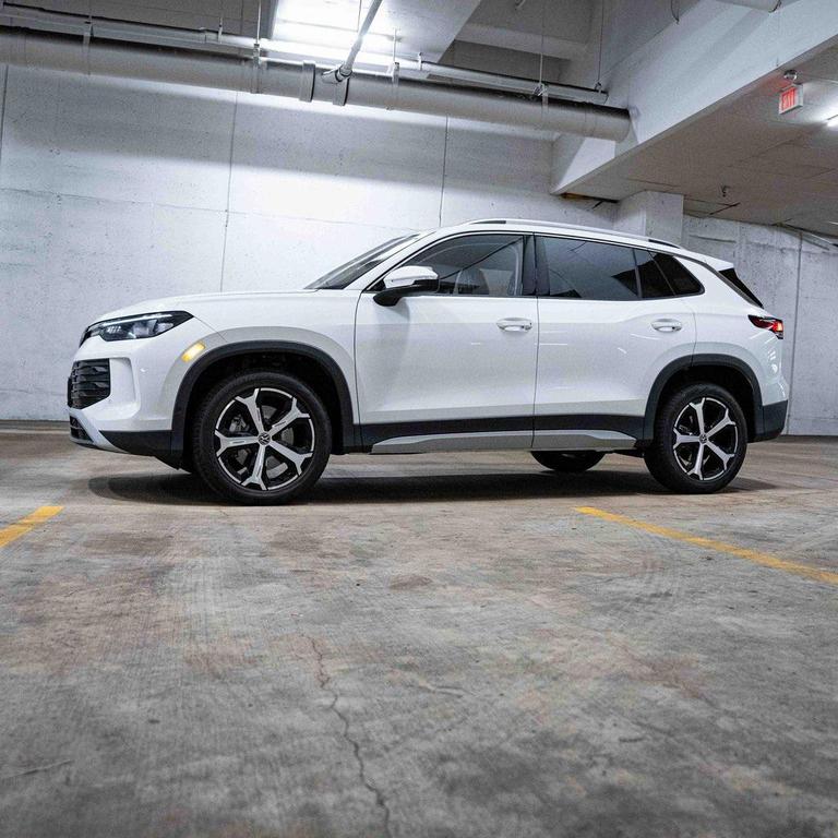 new 2025 Volkswagen Tiguan car, priced at $33,791