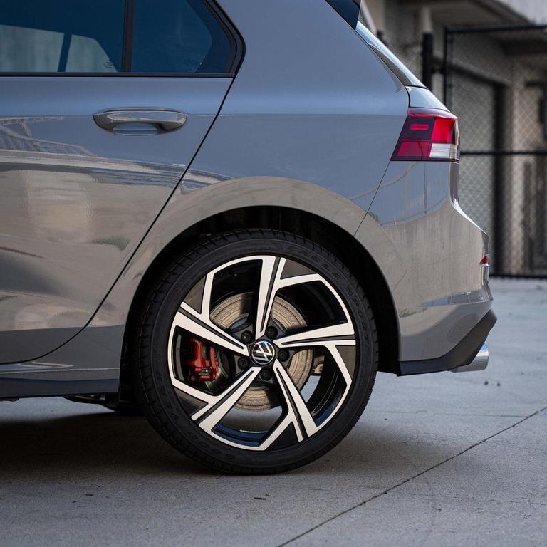 new 2025 Volkswagen Golf GTI car, priced at $39,075