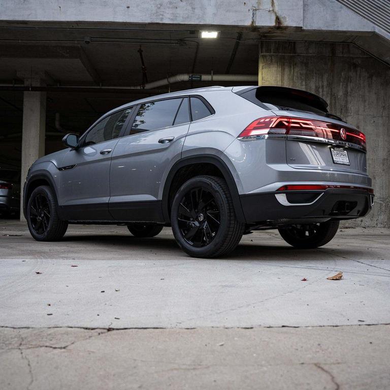 new 2026 Volkswagen Atlas Cross Sport car, priced at $45,746