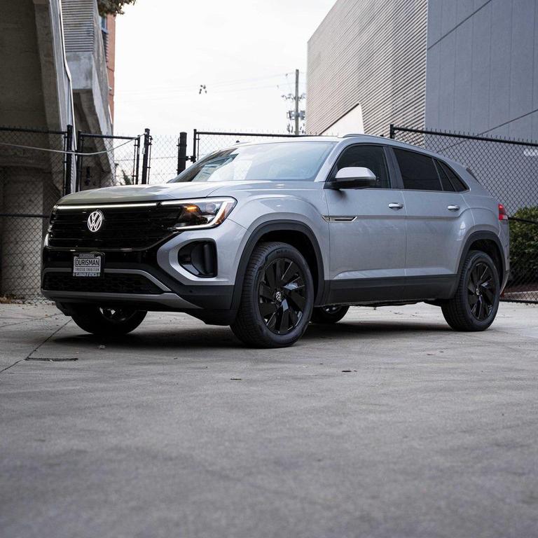new 2026 Volkswagen Atlas Cross Sport car, priced at $45,746