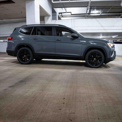 new 2025 Volkswagen Atlas car, priced at $43,852