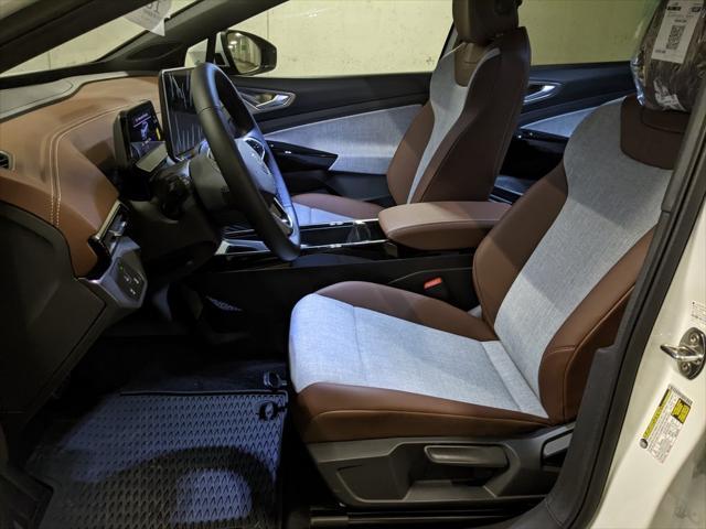 new 2025 Volkswagen ID.4 car, priced at $42,261