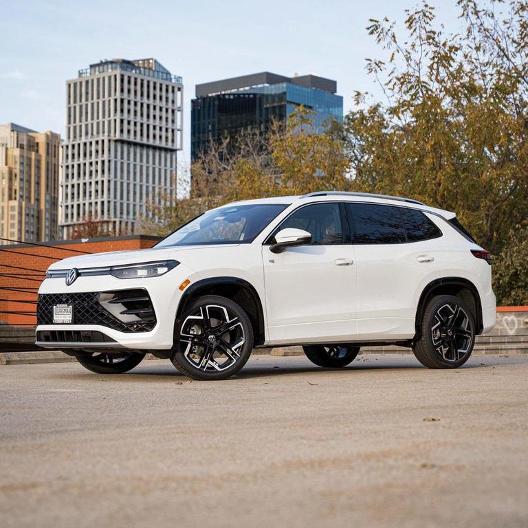 new 2026 Volkswagen Tiguan car, priced at $45,736