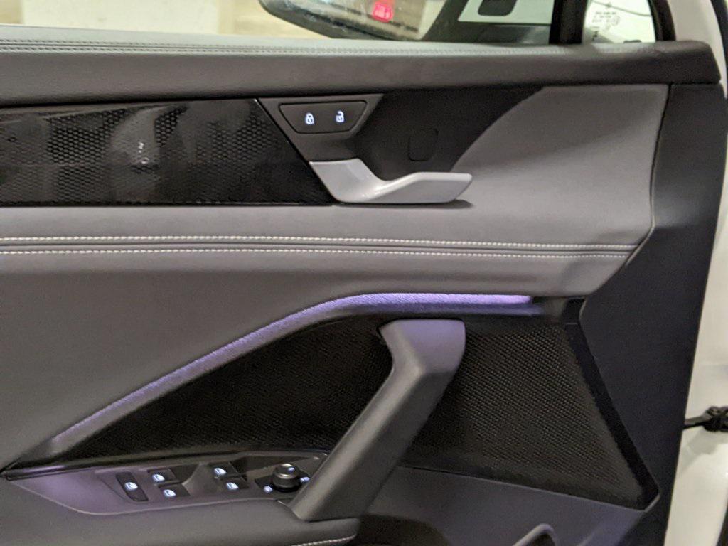 new 2025 Volkswagen Tiguan car, priced at $33,826