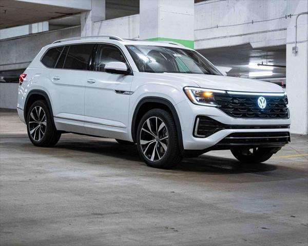 new 2025 Volkswagen Atlas car, priced at $54,421