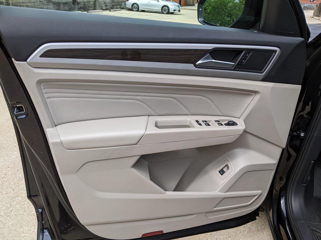 used 2022 Volkswagen Atlas car, priced at $25,000