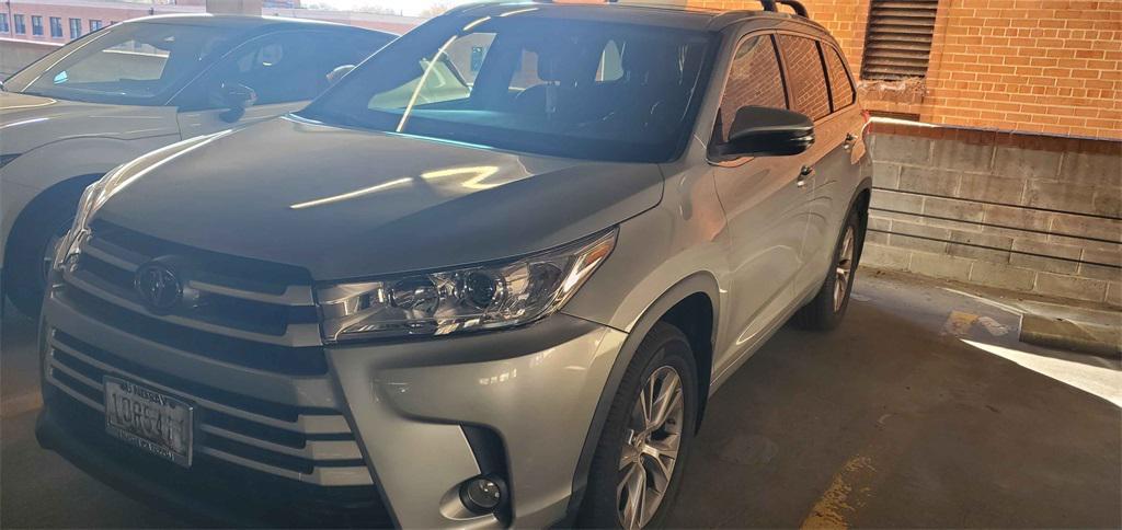 used 2017 Toyota Highlander car, priced at $24,500
