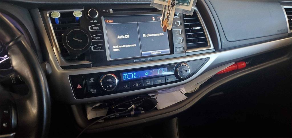 used 2017 Toyota Highlander car, priced at $24,500